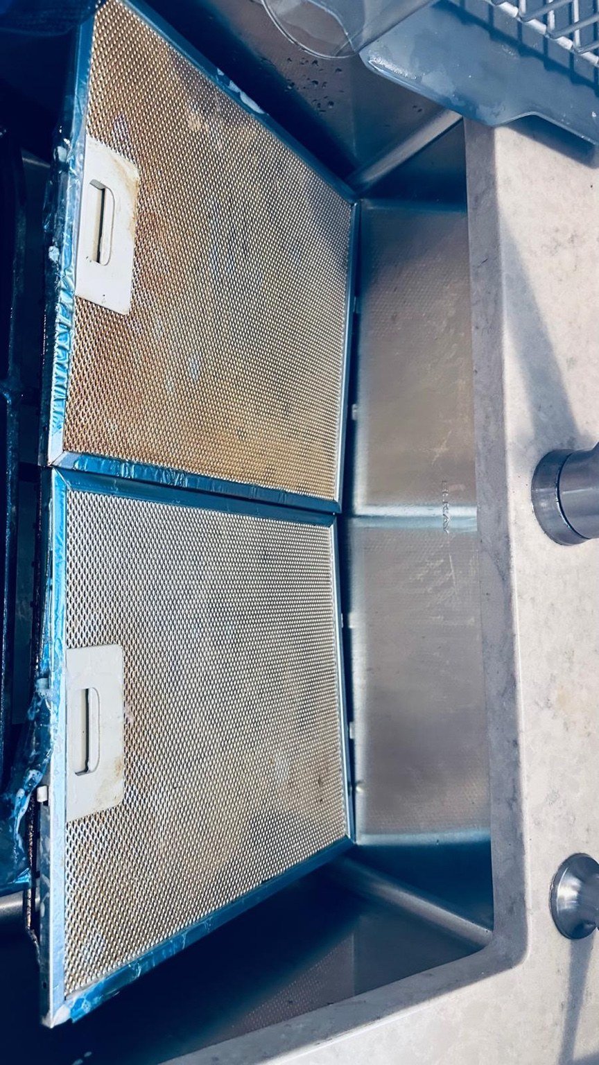 Range hood filters before cleaning