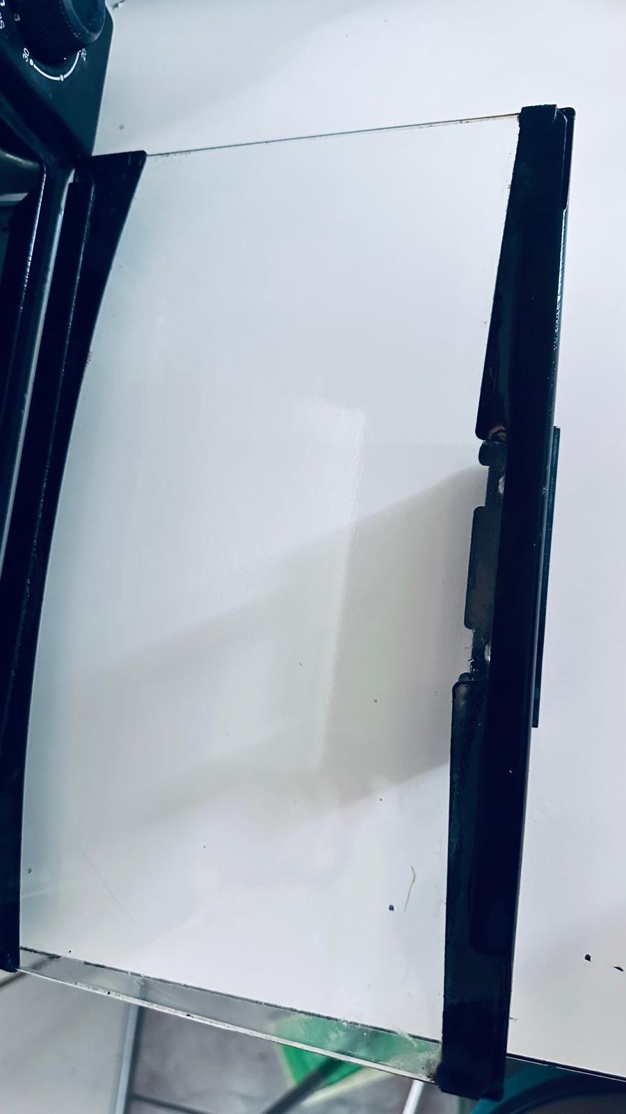 Oven door glass after cleaning